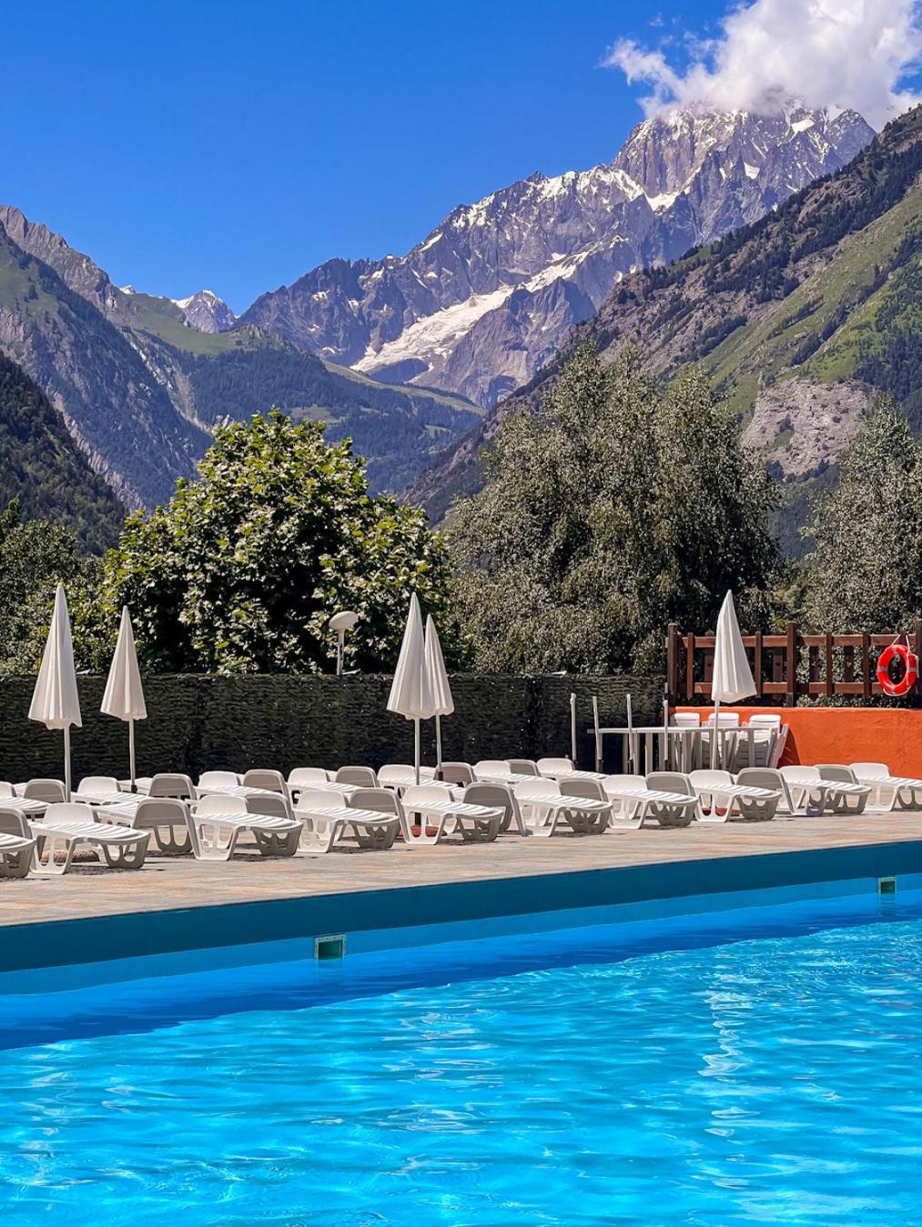 Bijoux Des Alpes - Mont Blanc Village La Salle Exterior foto