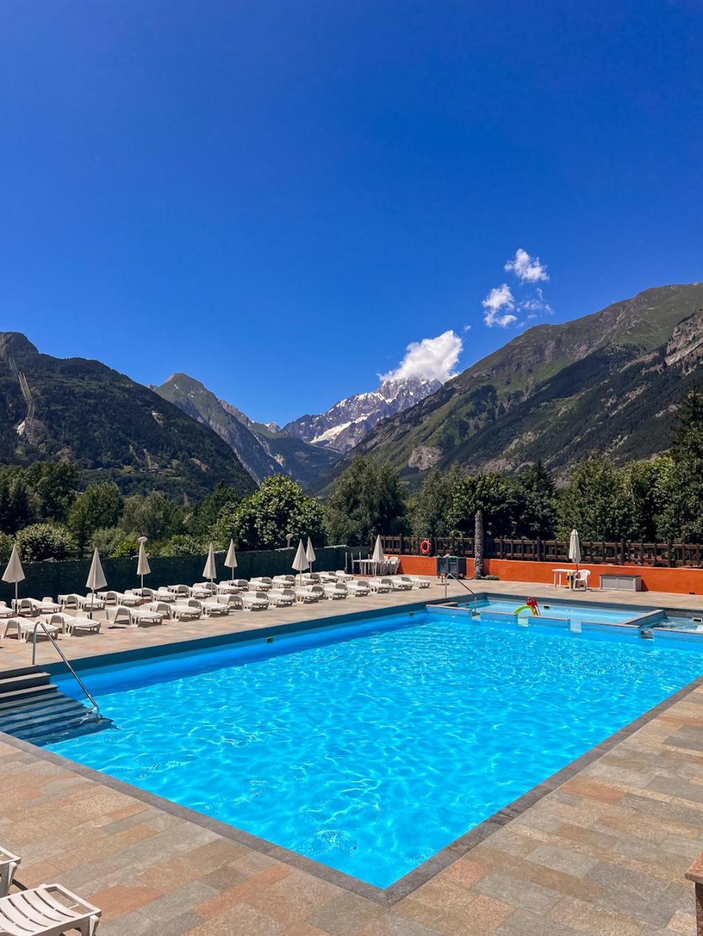 Bijoux Des Alpes - Mont Blanc Village La Salle Exterior foto